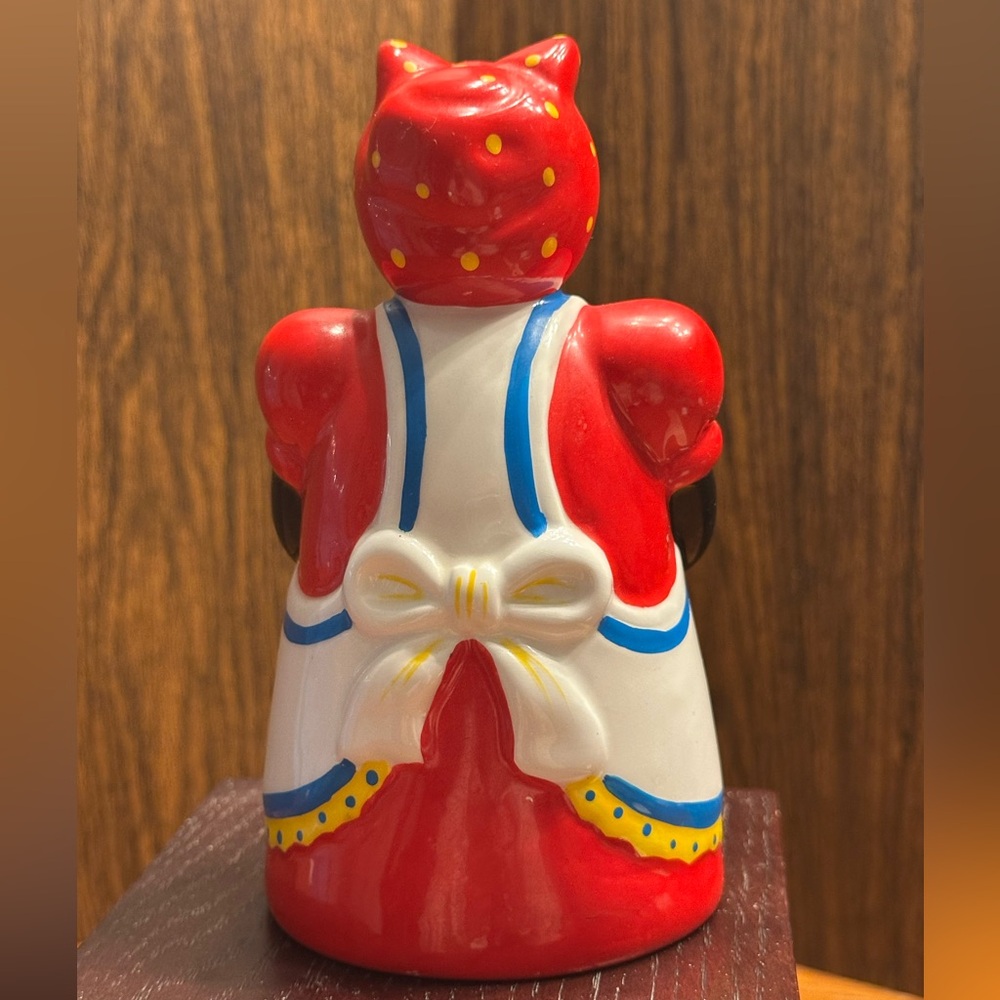 Vibrant Americana figure for scrubber storage, Beale Street Memphis - Picture 3 of 10